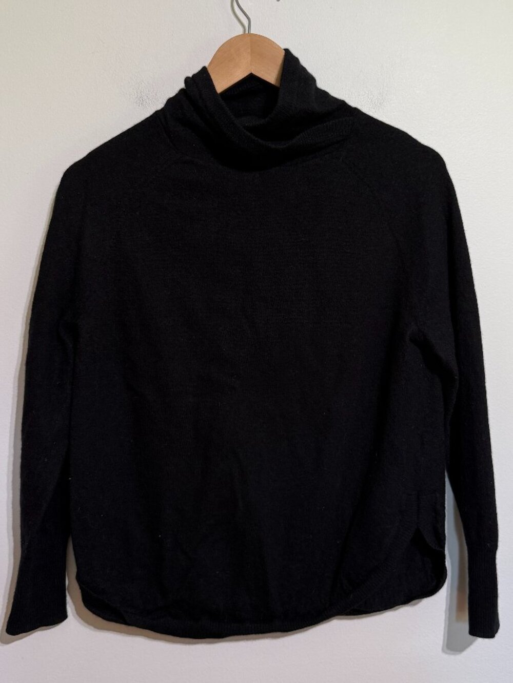 Cynthia Rowley Black Merino Wool Mock Neck Pullover, Large